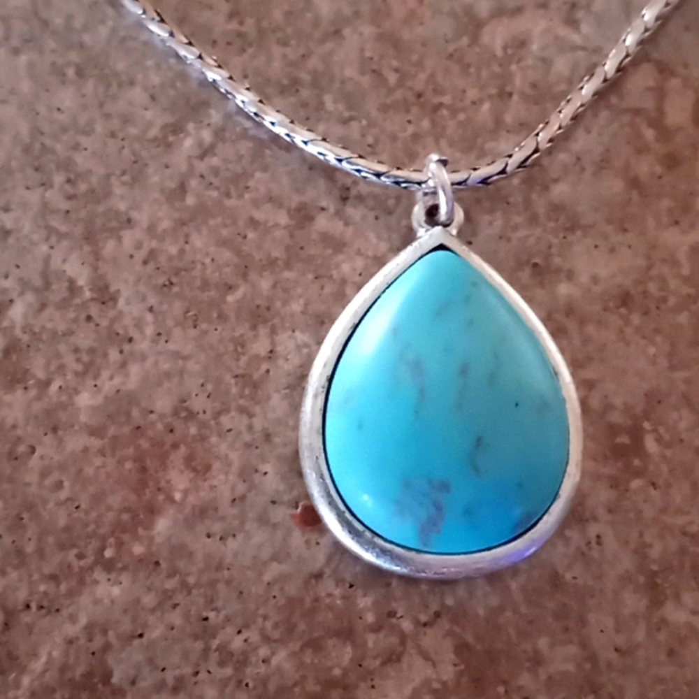 Sterling Silver 21" Chain & Turquoise Pendant Necklace